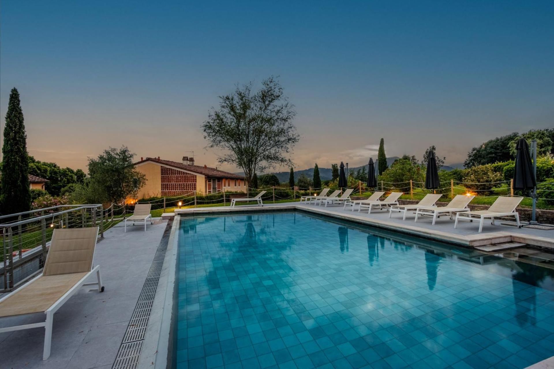 Cicale 3 Bedrooms Farmhouse With Shared Pool Λούκα Εξωτερικό φωτογραφία