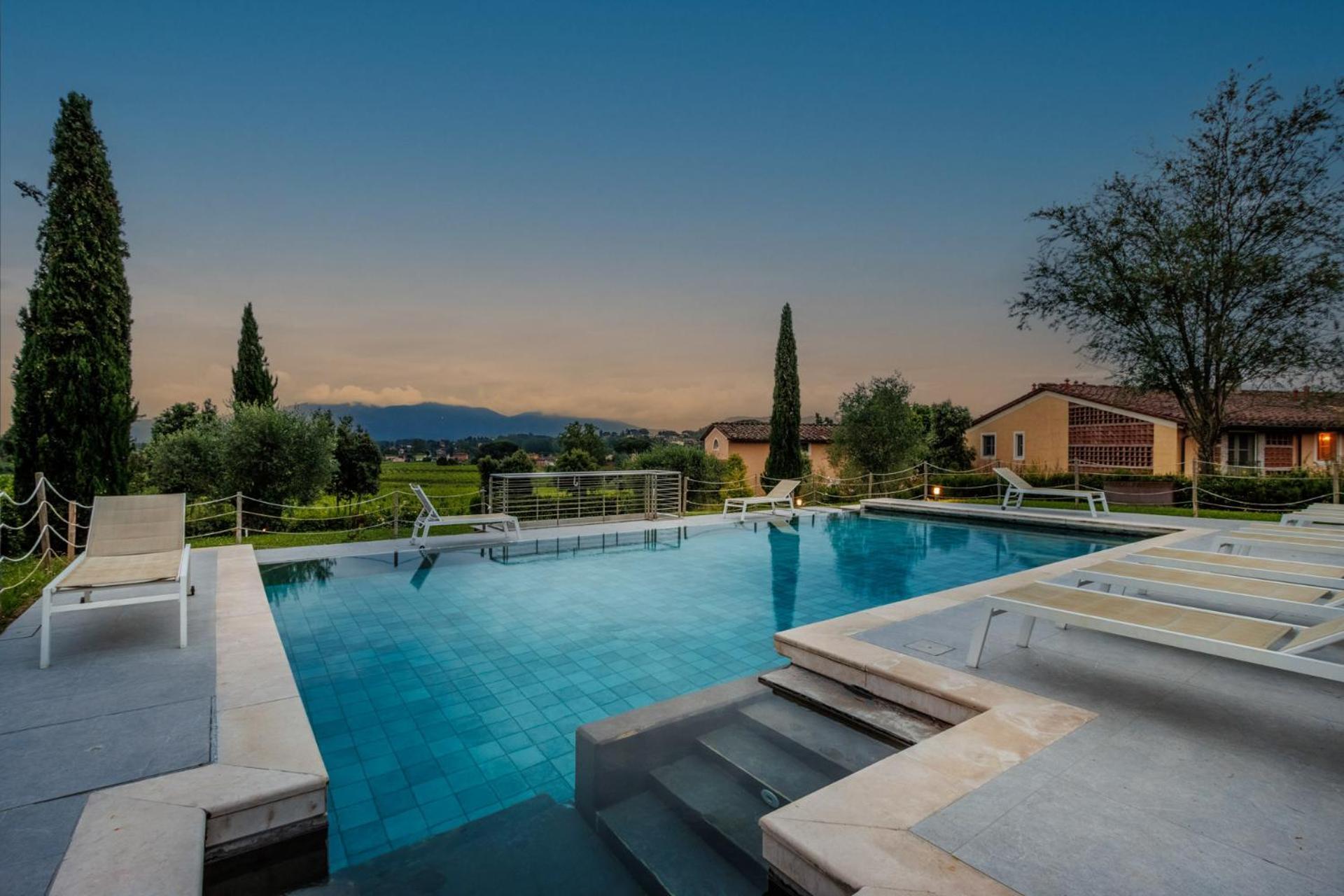 Cicale 3 Bedrooms Farmhouse With Shared Pool Λούκα Εξωτερικό φωτογραφία