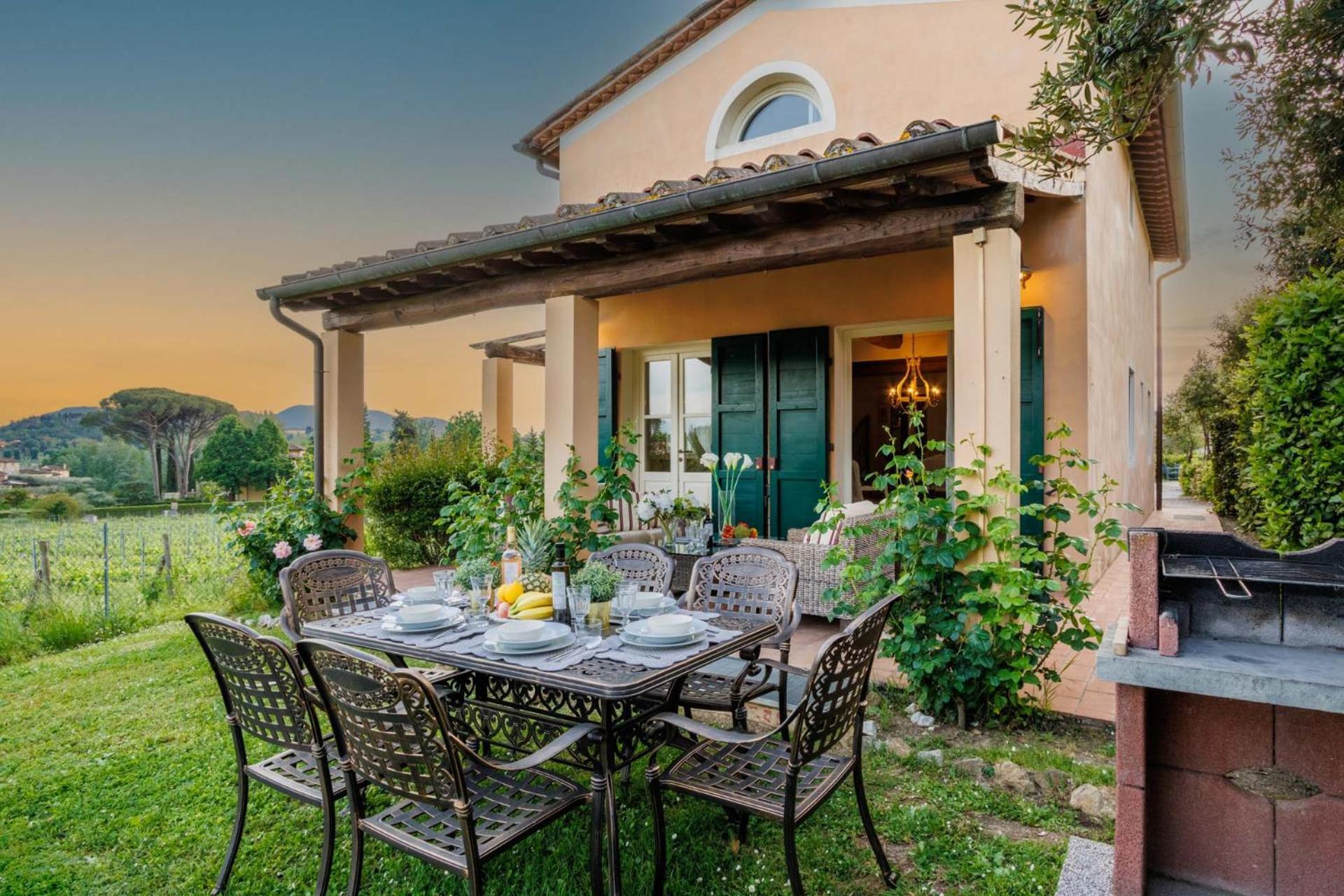 Cicale 3 Bedrooms Farmhouse With Shared Pool Λούκα Εξωτερικό φωτογραφία